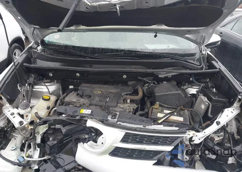 2015 Toyota Rav4 Xle из США, поврежденный, VIN 2T3RFREV3FW379014